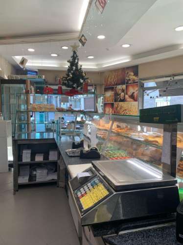Loja com Padaria/Pastelaria em Rio Tinto