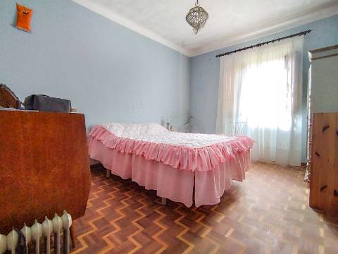 Moradia T4 com Anexos e Quintal - Cantanhede