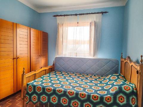 Moradia T4 com Anexos e Quintal - Cantanhede