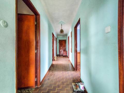 Moradia T4 com Anexos e Quintal - Cantanhede