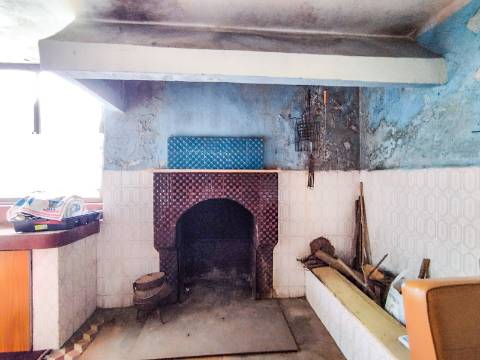 Moradia T4 com Anexos e Quintal - Cantanhede