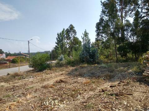 Terreno para construção de moradia