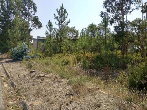 Terreno para construção de moradia