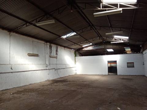 Prédio com mais de 4.000 m² para investimento