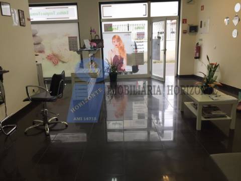 Salão de Cabeleireiro / Estética para Trespasse
