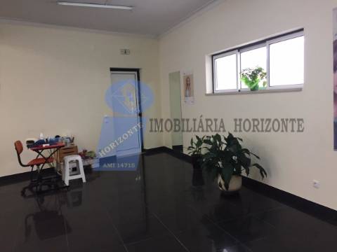 Salão de Cabeleireiro / Estética para Trespasse