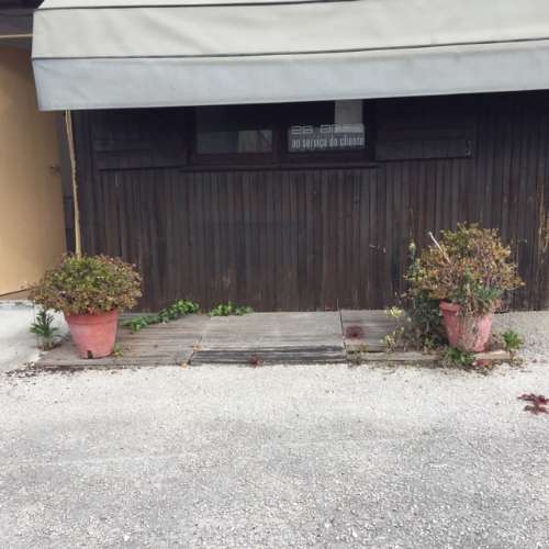 Stand Automóvel em Vagos