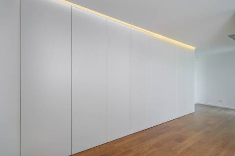 Moradia de Luxo em Aveiro - Elegância à Beira da Ria