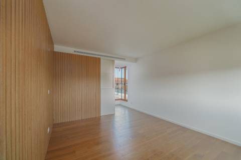 Moradia T4+1. Agras do Norte. Aveiro