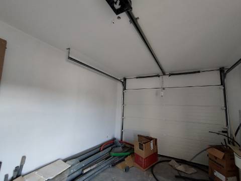 Moradia T4 - Oliveira do Bairro - Conforto, Espaço e Localização Privilegiada.