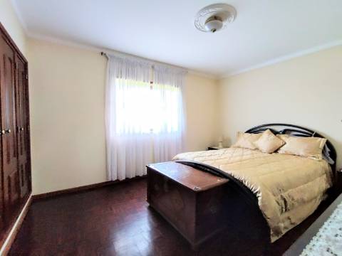 Moradia T3+T2 e terreno na Malhada de Cima, Cantanhede