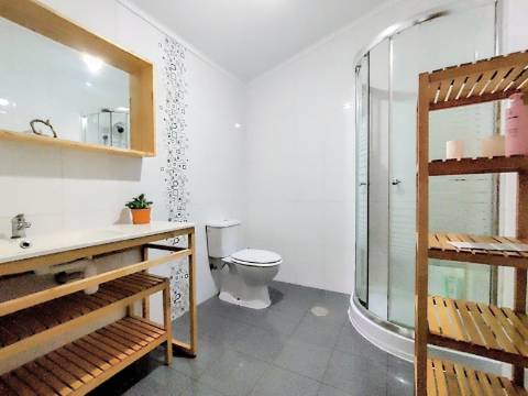 T2 para arrendamento em andar de moradia - Tranquilidade e funcionalidade