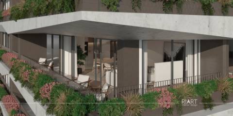 Apt T4 de luxo, numa localização única, 500 m do mar, literalmente a um passo da praia.