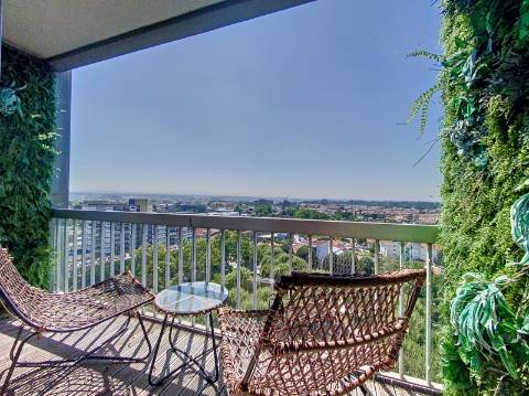 Apartamento T5 para Arrendamento no Centro de Ovar