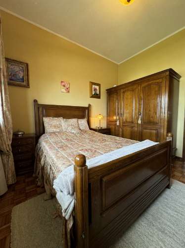 Moradia independente de dois andares em Figueiró, Amarante.
