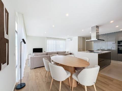 Apartamento T3+1 Duplex para Arrendar