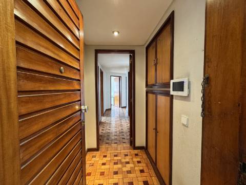 T4 no Centro da Póvoa de Varzim - Excelente Investimento!