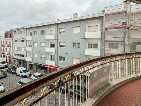 T4 no Centro da Póvoa de Varzim - Excelente Investimento!