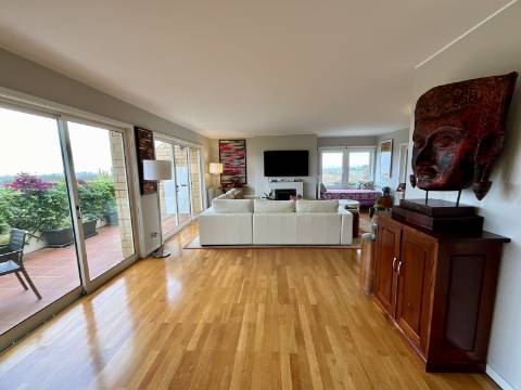 Penthouse Duplex Excepcional na Foz, Porto