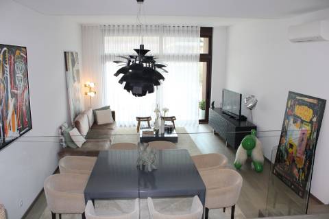 Apartamento T3 de Prestígio à Beira-Mar em Canidelo
