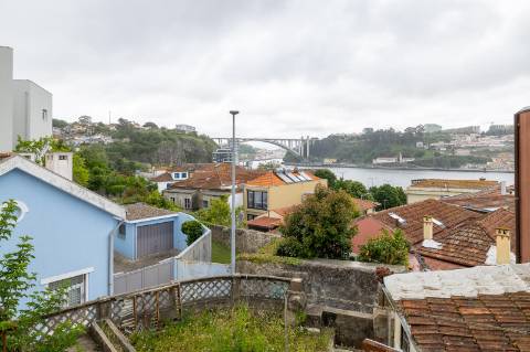 terreno único com PIP aprovado