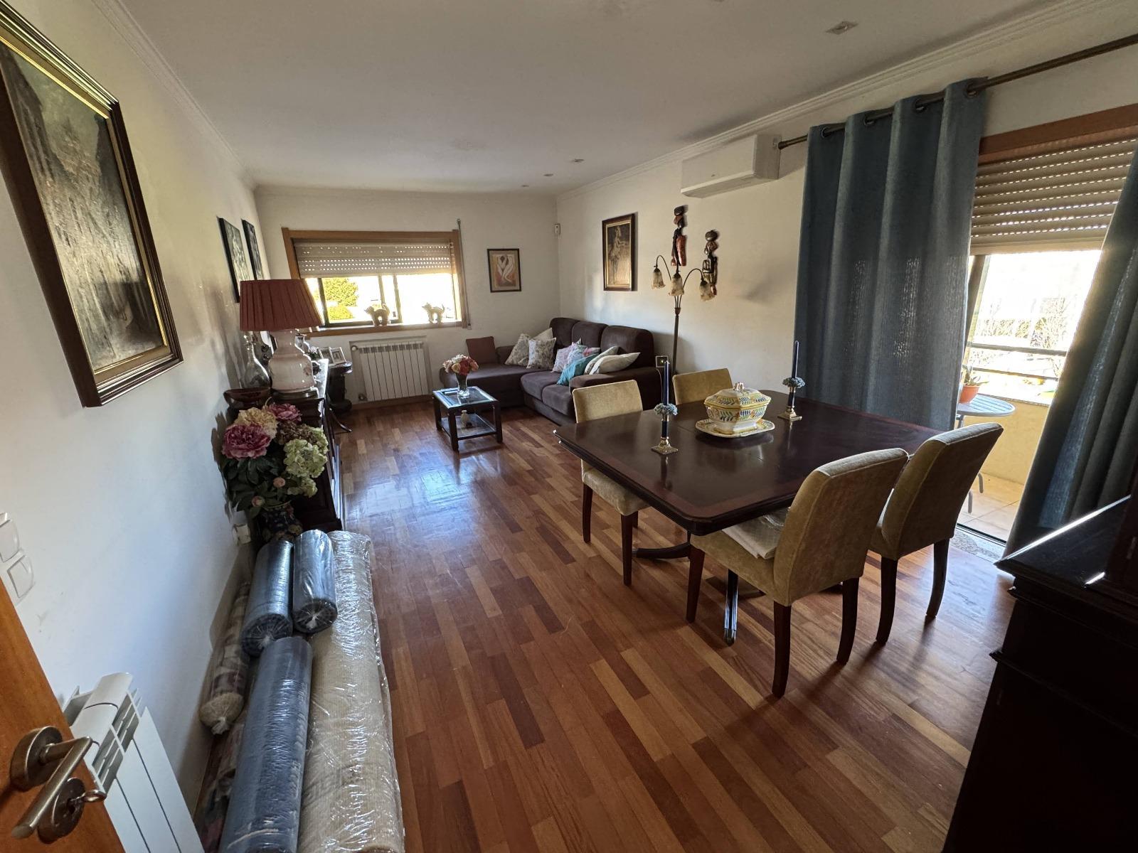Apartamento T3 em excelente estado a 5 min das praias - Madalena