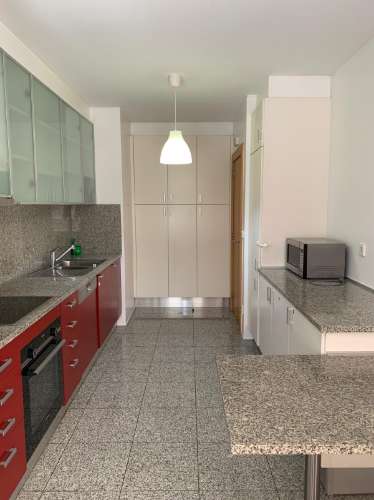 Para alugar - Apartamento T3 Duplex de luxo junto ao Douro