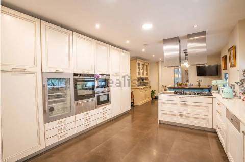 Propriedade excecional no coração do prestigiado Bairro de Hollywood, no Porto