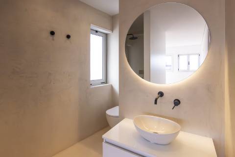 Apartamento T4 Excecional no Porto - Totalmente Renovado e Pronto a Habitar