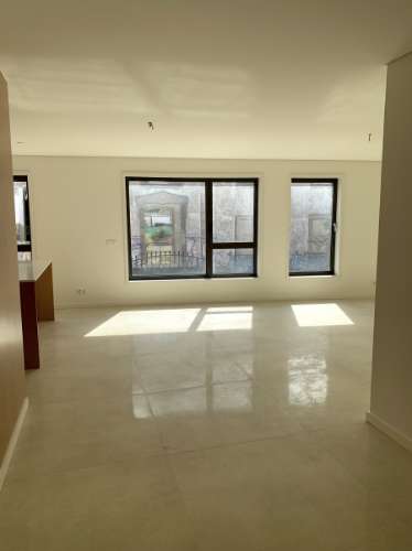 Apartamento T3 com garagem