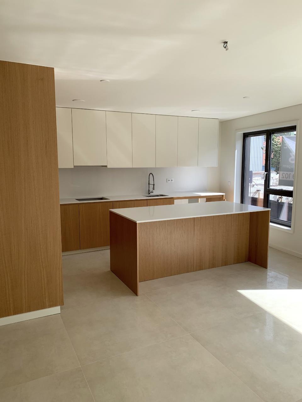 Apartamento T3 com garagem