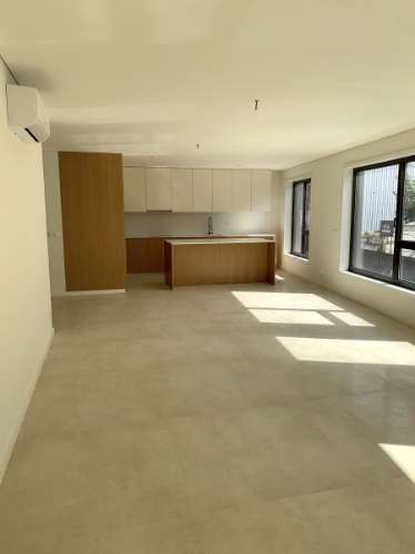 Apartamento T3 com garagem