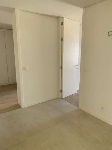 Apartamento T3 com garagem