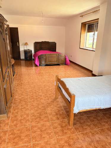 Alfena, Valongo Moradia bifamiliar | Terreno de 1.000 m² com possibilidade de piscina