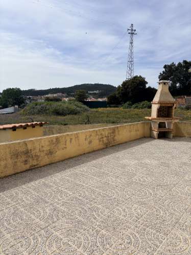 Alfena, Valongo Moradia bifamiliar | Terreno de 1.000 m² com possibilidade de piscina