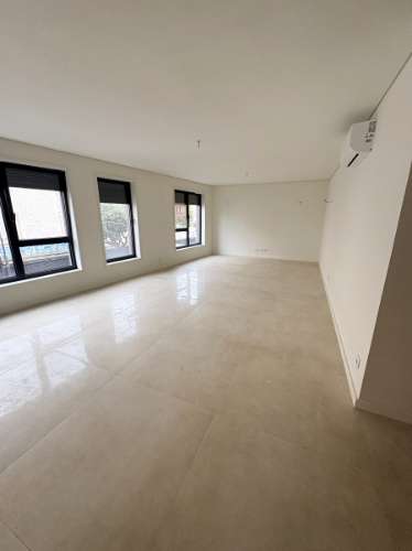 Apartamento T3 em Lapa