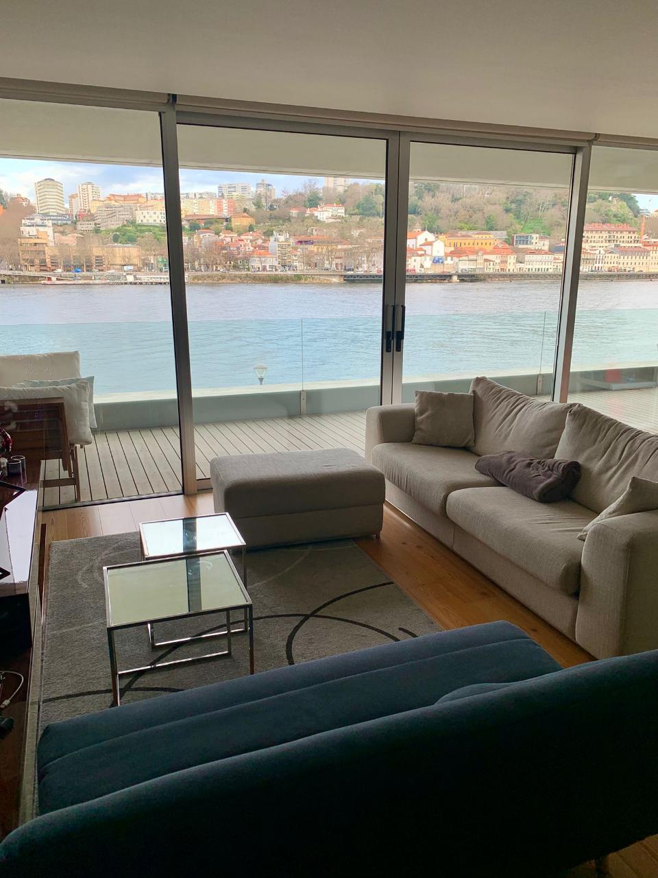 Duplex de Exceção frente ao Douro: Luxo, Conforto e Vistas Panorâmicas - Gaia