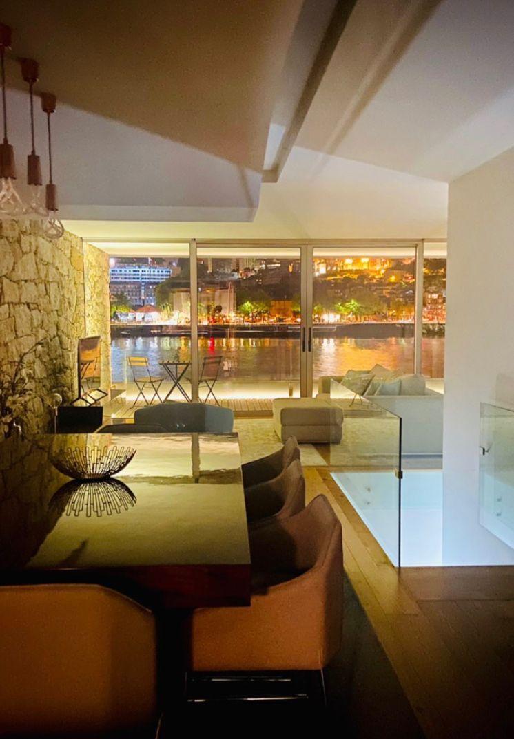 Duplex de Exceção frente ao Douro: Luxo, Conforto e Vistas Panorâmicas - Gaia
