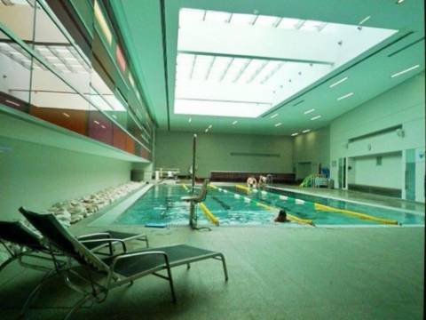 Antigo Ginásio com 7.036m2 e piscina no Porto