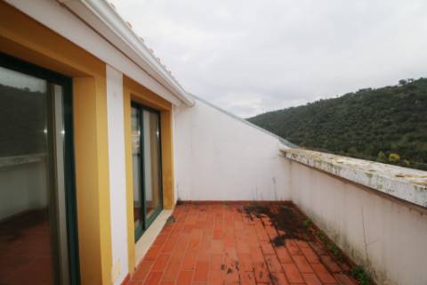 Apartamento T2 Duplex com vista Rio na Barca da Amieira - Envendos