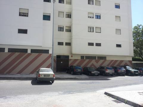 Espaço comercial com 1.504m2 na cidade de Santarém