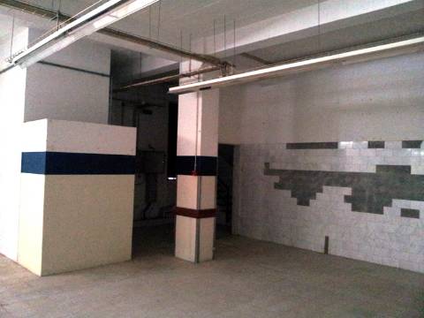 Espaço comercial com 1.504m2 na cidade de Santarém