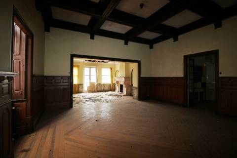 Casa Senhorial com 16 quartos e adega, em pleno coração de Alpiarça