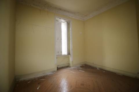 Casa Senhorial com 16 quartos e adega, em pleno coração de Alpiarça