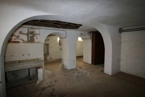 Casa Senhorial com 16 quartos e adega, em pleno coração de Alpiarça