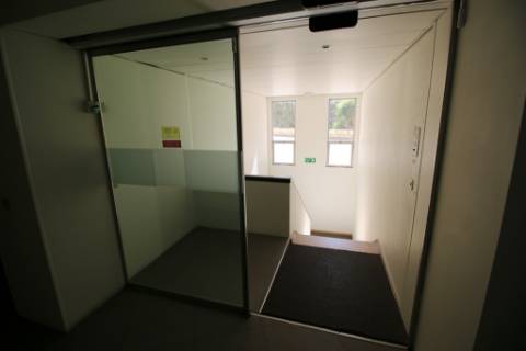 Escritório com 770m2, 2 parqueamentos duplos e uso de 2 terraços, em Entrecampos - Lisboa