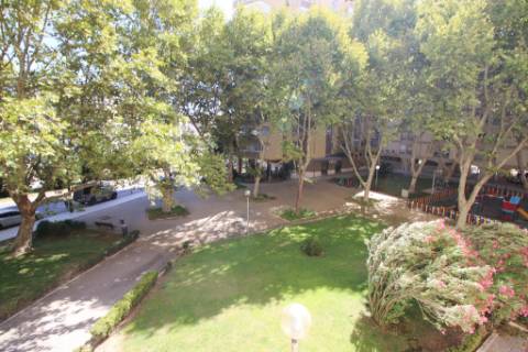 Escritório com 770m2, 2 parqueamentos duplos e uso de 2 terraços, em Entrecampos - Lisboa