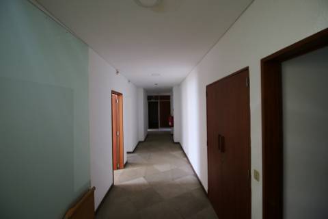 Escritório com 770m2, 2 parqueamentos duplos e uso de 2 terraços, em Entrecampos - Lisboa