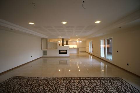 Excelente Moradia T7 de 2 pisos em Bidoeira de Cima - Leiria