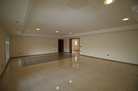 Excelente Moradia T7 de 2 pisos em Bidoeira de Cima - Leiria